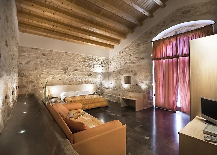 Casato Licitra Hotel 4*